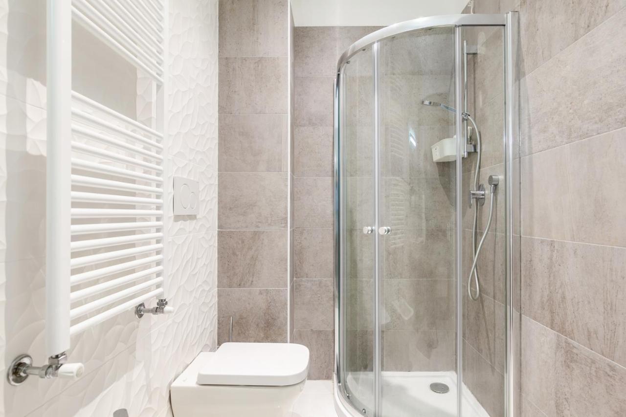 Seaside Flat With Swimming Pool And Private Parking Apartment Calambrone Ngoại thất bức ảnh